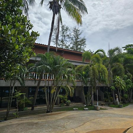 Khlong Khong Simple House Hotel Koh Lanta Exterior photo